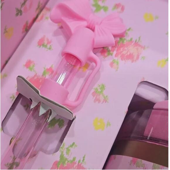 Stanley x LoveShackFancy Quencher H2.0 Flowstate™ Tumbler 3oz NIB Authentic - Picture 6 of 6